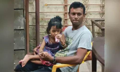 నాలుగేళ్ల విద్యార్థినిని చితకబాదిన కరాటే మాస్టర్