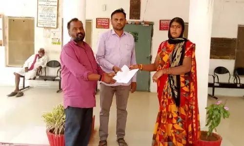 హుమ్నాపూర్ లో దంపతుల కుల బహిష్కరణ..
