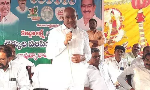 మద్యం కేసులో ఎమ్మెల్సీ కవితను అక్రమంగా ఇరికించారు : ఎమ్మెల్యే రాములు నాయక్
