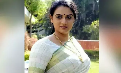 తెరపైకి పవిత్ర పవిత్రబంధాలు.. నరేష్ ఎన్నోవాడో తెలుసా..?