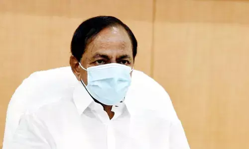 సీఎం కేసీఆర్‌ను పరీక్షించిన వైద్యులు ఏం చెప్పారంటే?