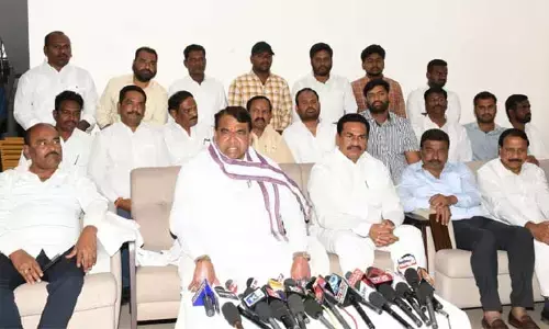 మోడీ అదానికే ప్రధాని..దేశ ప్రజలకు కాదు..