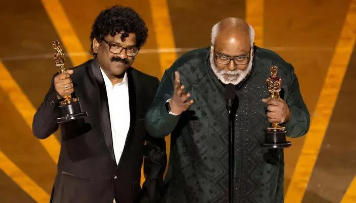 oscars 2023-Naatu Naatu: గర్వంగా ఉంది.. MM కీరవాణి ఎమోషనల్ స్పీచ్ (వీడియో) oscars 2023-Naatu Naatu: గర్వంగా ఉంది.. MM కీరవాణి ఎమోషనల్ స్పీచ్ (వీడియో)