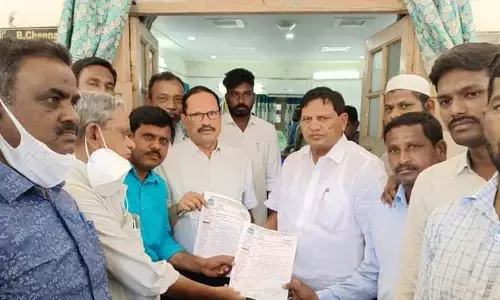 జర్నలిస్టుల ఇండ్ల పట్టాల పంపిణీకి కృషి చేస్తా: ఎమ్మెల్యే నల్లమోతు