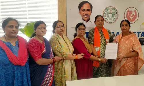 ‘నకిరేకల్ ఎమ్మెల్యేపై కఠిన చర్యలు తీసుకోవాలి’