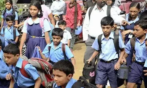 నేటి నుంచే ఒక్కపూట బడులు.. పిల్లలు జాగ్రత్త