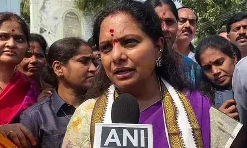 మోడీకి వ్యతిరేకంగా మాట్లాడితే దాడులు: ఎమ్మెల్సీ కవిత