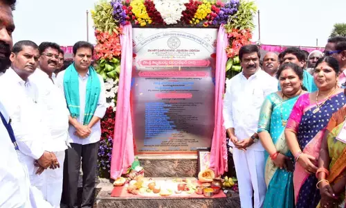 నాగమడుగు ఎత్తిపోతల పథకానికి శంకుస్థాపన చేసిన కేటీఆర్