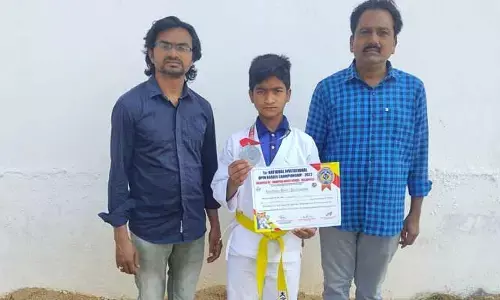 సోఫి సుల్తాన్‌కు వెండిపతకం