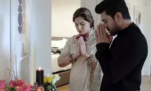 ఎక్కడికి వెళ్లిన రామ్ చరణ్ వెంట ఆ దేవుడి ఫొటో కచ్చితంగా ఉండాల్సిందే