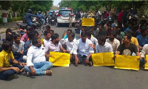 నిరుద్యోగులు TSPSC పట్ల నమ్మకం కోల్పోయారు: విద్యార్థి సంఘాలు