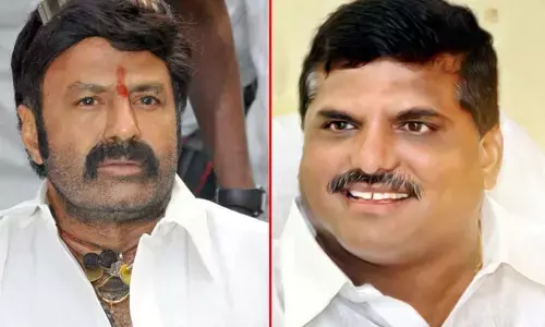 AP Budget : ఏం హీరో గారూ అంటూ.. బాలకృష్ణతో బొత్స స్పెషల్ చిట్ చాట్