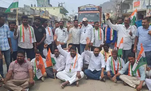 బలిదానాలతో రాష్ట్రం వస్తే పేపర్ లీకేజీలతో బాధలు తప్పడంలేదు: అడ్లూరి