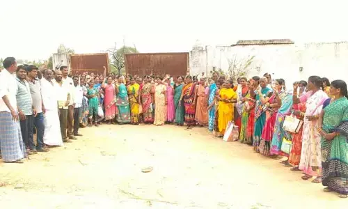 మరో ఉద్యమానికి సిద్ధమైన ఖిలాషాపూర్... పెద్ద ఎత్తున మహిళలు చేరుకుని...