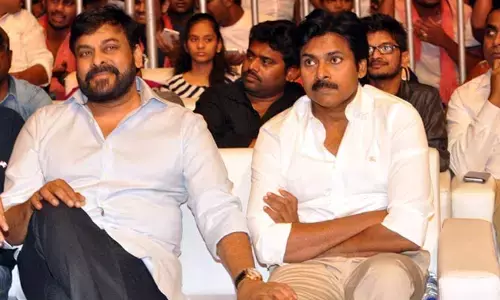 చిరు కోల్‌కతాకు, పవన్ ముంబైకి.. కొనసాగుతున్న లోకేషన్ల వేట