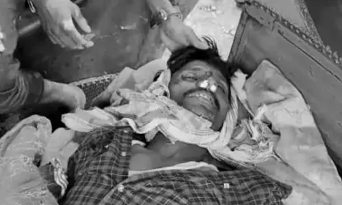 Prakasam: చెట్టుపై పిడుగు...ఒకరి మృతి, మరో ఇద్దరికి గాయాలు