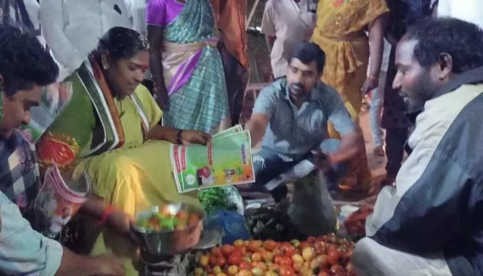 రాష్ట్ర ప్రభుత్వం మీద పోరాటం చేస్తాం: సీతక్క రాష్ట్ర ప్రభుత్వం మీద పోరాటం చేస్తాం: సీతక్క