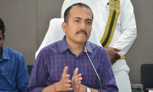 ఆయిల్‌ ఫాం సాగు లక్ష్యాలను పూర్తి చేయాలి: కలెక్టర్ ప్రశాంత్ జీవన్ పాటిల్
