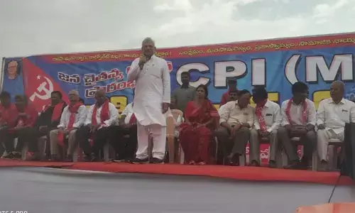 దేశంలో మతోన్మాద దాడులు.. బీజేపీ పాలనపై సీపీఎం జాతీయ నేత ఏచూరి ధ్వజం
