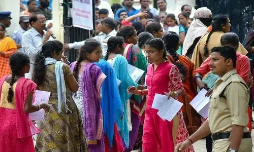 గ్రూప్-1 ప్రిలిమ్స్ రద్దు చేయడం కరెక్ట్ కాదు: అభ్యర్థులు