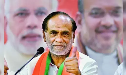 కేసీఆర్ నిరంకుశ పాలనకు వ్యతిరేకంగా టీచర్లు.. వచ్చే ఎన్నికల్లోనూ ఇదే స్ఫూర్తి కొనసాగించాలి