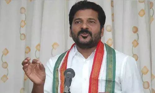 తొమ్మిది ఏళ్లుగా సర్కార్​ మోసం.. టీపీసీసీ చీఫ్ రేవంత్ రెడ్డి