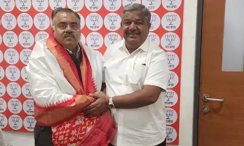 చుగ్ ను కలిసిన గూడూరు నారాయణ రెడ్డి