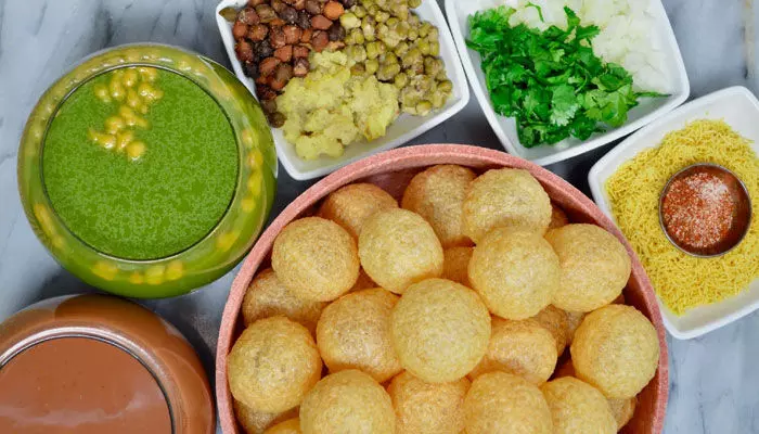 పానీపూరి తినడం వలన ఎన్ని ఆరోగ్య ప్రయోజనాలో తెలుసా? పానీపూరి తినడం వలన ఎన్ని ఆరోగ్య ప్రయోజనాలో తెలుసా?