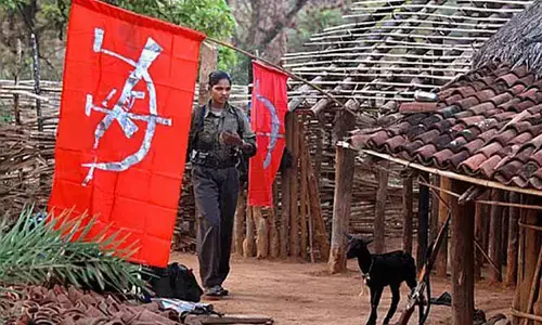 భద్రాద్రి జిల్లాలో మావోయిస్టుల బ్యానర్ల కలకలం..