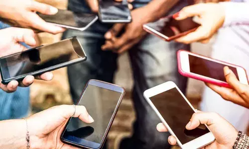 Bad Habits: ఈ చెడు అలవాట్లు ఉంటే మీ జీవితం నాశనమవ్వడం ఖాయం?