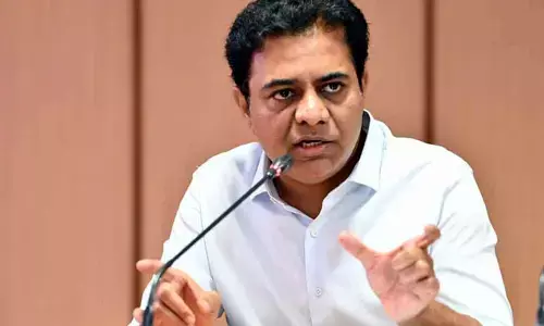 TSPSC లీకేజీ వ్యవహారం: అభ్యర్థులకు KTR కీలక సూచన
