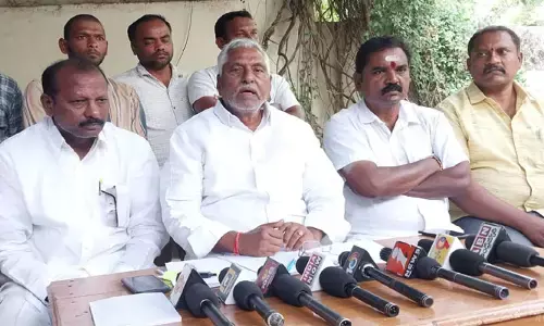 పేపర్ లీక్ వ్యవహారంపై సిట్టింగ్ జడ్జితో విచారణ జరిపించాలి : ఎమ్మెల్సీ జీవన్ రెడ్డి
