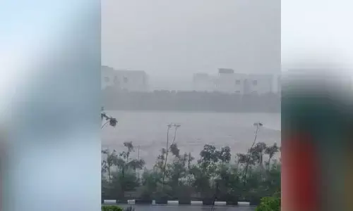 జిల్లాలో వడగళ్ల వాన.. ఆందోళనలో రైతులు..