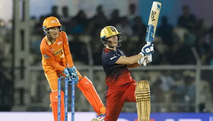 RCB బ్యాటర్ల విధ్వంసం.. అత్యధిక పరుగుల ఛేజింగ్.. RCB బ్యాటర్ల విధ్వంసం.. అత్యధిక పరుగుల ఛేజింగ్..