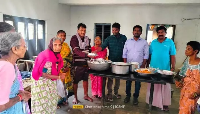 ఘనంగా రమ శ్రీకాంత్ గౌడ్ వివాహ వార్షికోత్సవ వేడుకలు.. ఘనంగా రమ శ్రీకాంత్ గౌడ్ వివాహ వార్షికోత్సవ వేడుకలు..