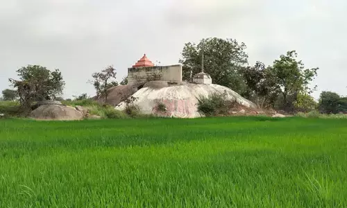 దేవుని భూములకే శఠగోపం..