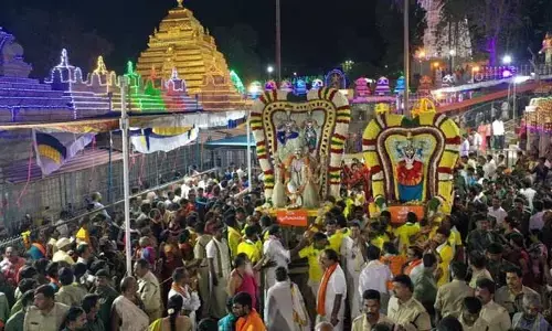 Srisailam: వైభవంగా ఉగాది మహోత్సవాలు