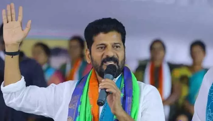 రేవంత్ రెడ్డి హథ్ సే హథ్ జోడో యాత్రలో విబేధాల మంటలు.. రేవంత్ రెడ్డి హథ్ సే హథ్ జోడో యాత్రలో విబేధాల మంటలు..