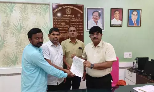 టీవీవీపీ ఉద్యోగుల సమస్యలు వెంటనే పరిష్కరించాలి