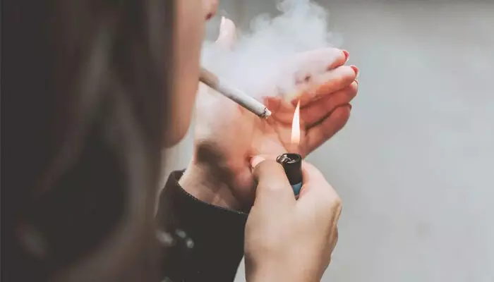 Smoking: దమ్ముకొడితే స్ట్రెస్ తగ్గదు.. మరింత పెరుగుతుంది! Smoking: దమ్ముకొడితే స్ట్రెస్ తగ్గదు.. మరింత పెరుగుతుంది!