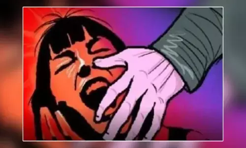 బాలిక పట్ల అసభ్య ప్రవర్తన.. ఫోక్సో కేసు నమోదు