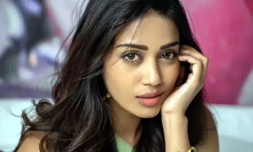 విశ్వక్‌లో త్రివిక్రమ్‌‌‌కు ఉన్నంత పట్టుదల ఉంది: నివేతా పేతురాజ్‌