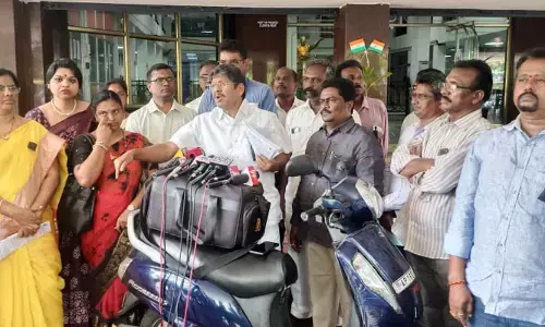 ప్రభుత్వమే మోసం చేస్తే ఎలా?.. ఏపీ జేఏసీ అమరావతి అధ్యక్షుడు బొప్పరాజు వెంకటేశ్వర్లు