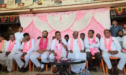 కేసీఆర్ కు జై కొడుతున్న మహాజనం