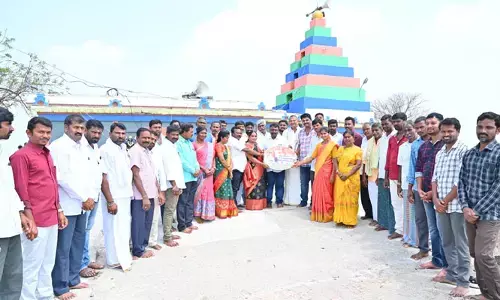 బత్తుల లక్ష్మారెడ్డి సేవా కార్యక్రమాలపై సీడీ విడుదల