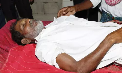 ఉరేసుకొని వ్యక్తి మృతి