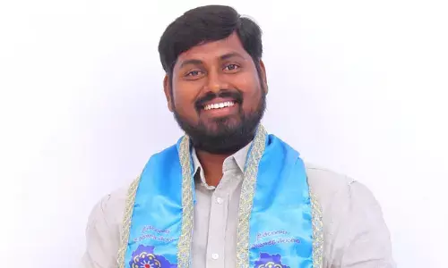 మంత్రి ఇంద్రకరణ్ రెడ్డి నిరుద్యోగులకు క్షమాపణ చెప్పాల్సిందే: సర్దార్ వినోద్