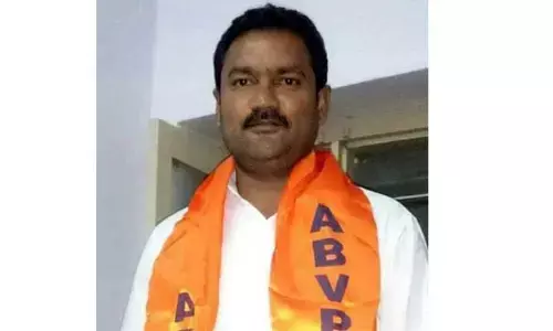 ఆదర్శ నాయకుడు కడియం రాజు