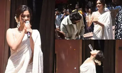 ఎత్తిన బాటిల్ దించకుండా తాగుతున్న మహానటి.. వీడియో వైరల్
