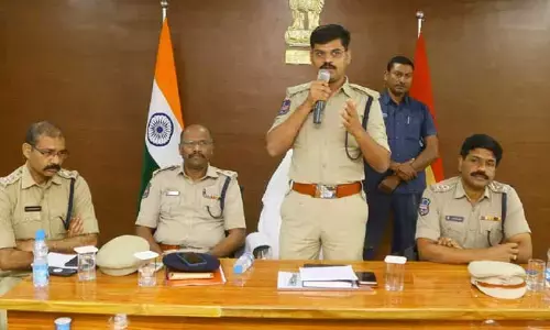 మతాలకు అతీతంగా పండగలు జరుపుకోవాలి..